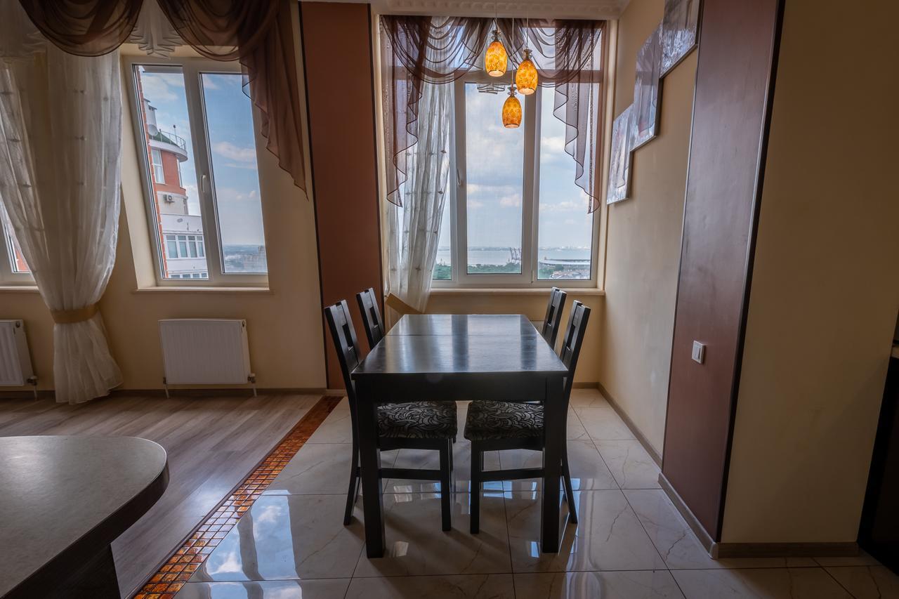 Flat with the sea view Apartment Odessa Ngoại thất bức ảnh